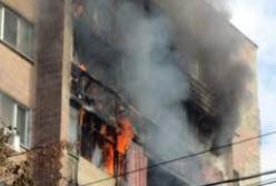 В многоэтажке Харькова произошел смертельный пожар (фото)
