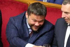 Богдан отметил первый день в Раде с граненым стаканом в руке (фото)