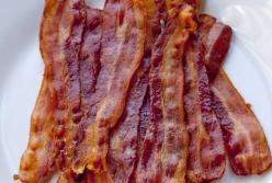 Врачи назвали самый опасный продукт, который вызывает развитие рака