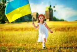 Сети растрогало исполнение девочкой стихов про Украину (видео)