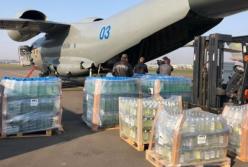 Украина отправила в Италию самолет с гуманитарной помощью для борьбы с COVID-19 (фото)