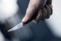 В киевской больнице мужчина с ножом ранил посетителя 