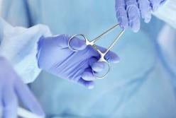 Смерть двухлетнего ребенка в киевской больнице: хирургу сообщили подозрение