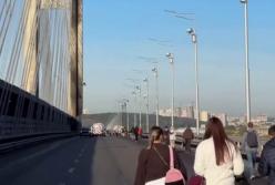 У Києві змінили режим руху мостами