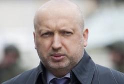 Порошенко уволил Турчинова
