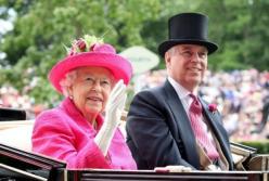 Сын королевы Елизаветы II попал в секс-скандал