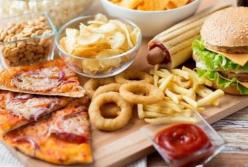 Названы самые вредные для здоровья продукты