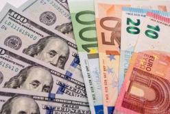 Доллар потерял место главной валюты в SWIFT