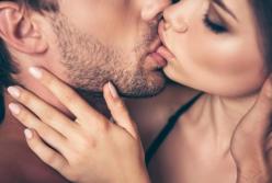 Медики рассказали, какие болезни передаются во время поцелуя