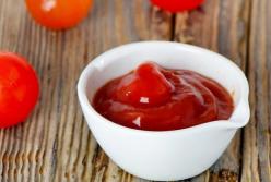 Названы продукты, которых стоит избегать при гипертонии