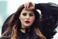 Солистка группы KAZKA восхитила поклонников эффектным нарядом (фото)