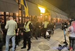 Обізвав "півнем": Масова бійка сталася в Миколаєві в ресторані (відео, фото)