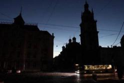 Садовий буде штурмувати Свириденко, завдяки якій апарати ШВЛ у Львові працюють за графіками відключень