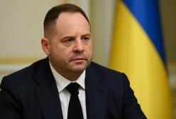 Хто стоїть за атакою на НАБУ та САП: Ярослав Железняк звинувачує Андрія Єрмака