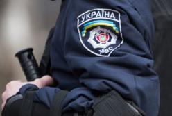 В Киеве толпа неизвестных напала на участников фестиваля (видео)