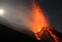 Під землею щось "вібрує": вчені заявили, що один з континентів може розірвати