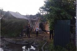 Главе Центра противодействия коррупции Шабунину подожгли дом в Киеве (фото)