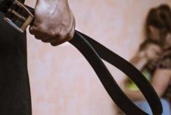 Издевался над женой: в Киеве накажут семейного тирана