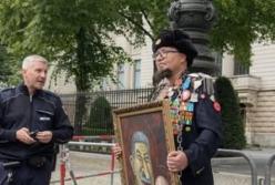 Російського художника-опозиціонера Сємена Скрепецького застрелили в Польщі