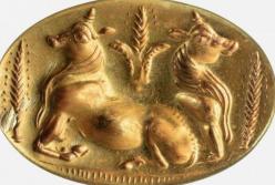 В Греции нашли богатую гробницу, где даже стены сделаны из золота