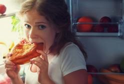 Диетологи назвали лучший перекус перед сном