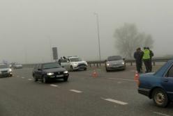 В ДТП под Киевом: столкнулись 10 авто (фото)