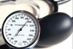 Медики назвали простые способы снизить высокое давление без лекарств