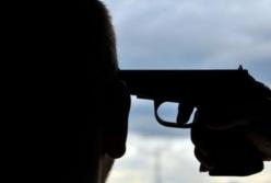 В Одессе военнослужащий выстрелил себе в голову в здании суда