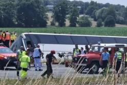 У Франції розбився автобус із українцями: 4 загиблих, 11 важкопоранених і 34 поранених (фото)