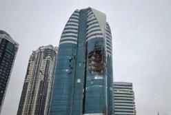 У "Грозному-Сіті" мінус щонайменше 5 поверхів: фото та відео підсмаженого ділового центру