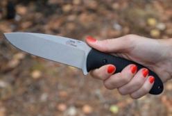 В Харькове на улице обнаружили обнаженную женщину, которая несла в пакете отрубленную голову (фото 18+)