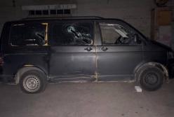 У Луцьку 30 людей нищили та руками трощили авто ТЦК, побили двох військовослужбовців (відео)