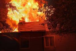 Бориспіль під ударом десятків російських БпЛА: летіли на аеропорт, є влучання (відео) 