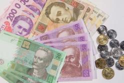 Доллар на межбанке впервые за 3 года стоил меньше 25 гривень