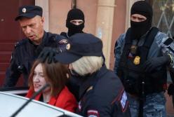 "Вбивці, ви його розбомбили. Юди": у Росії ув’язнили 19-річну дівчину за протест щодо війни в Україні