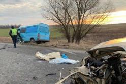 На Днепропетровщине произошло тройное ДТП: есть погибший и травмированные (фото)