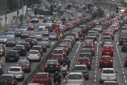 Киев сковали утренние пробки (карта)