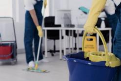 В Днепре уборку коммунальных предприятий производят фигуранты криминальных производств