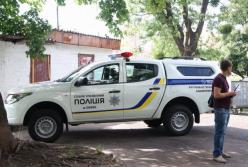 В Киеве психически больной мужчина убил бывшую жену и разгуливает по городу (фото)