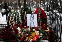 В Москве подожгли могилу рэпера Децла (фото)