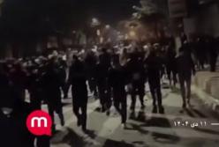 В Ірані масові акції протесту проти уряду, є загиблі (відео)