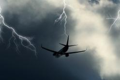 Над Борисполем пару часов кружились самолеты, которые не могли сесть из-за ливня 