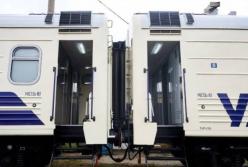 Украинцам запускают еще один поезд к морю