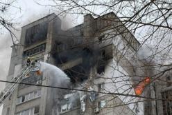 Шахед влучив у багатоповерхівку в Дніпрі: відео моменту влучання