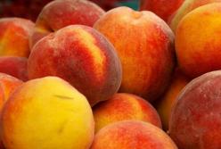 Категорически нет: врачи рассказали, кому вредны персики