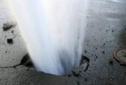 В Киеве улицы залило кипятком (видео) 