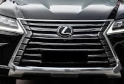 Девушка, которую сбили в центре Винницы, умерла: водителю Lexus сообщено о подозрении