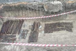 В курортной зоне Одессы нашли сотни боеприпасов (фото)