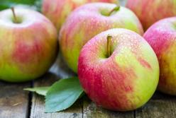 Медики рассказали, в каких случаях яблоки могут навредить здоровью