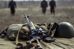 Боевики обстреляли грузовик украинских военных: один погиб, трое ранены